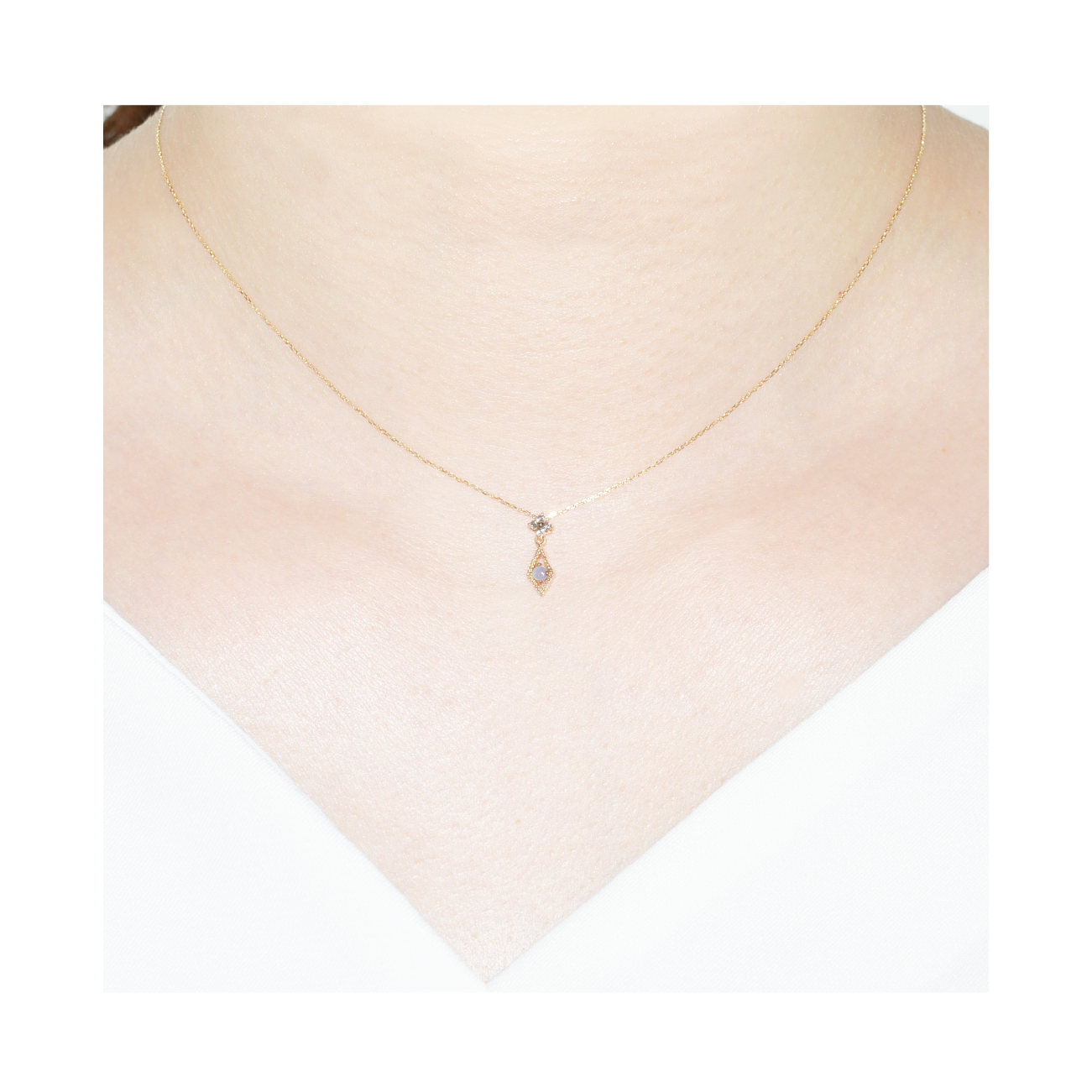 K10YGオパールネックレス 装着画像