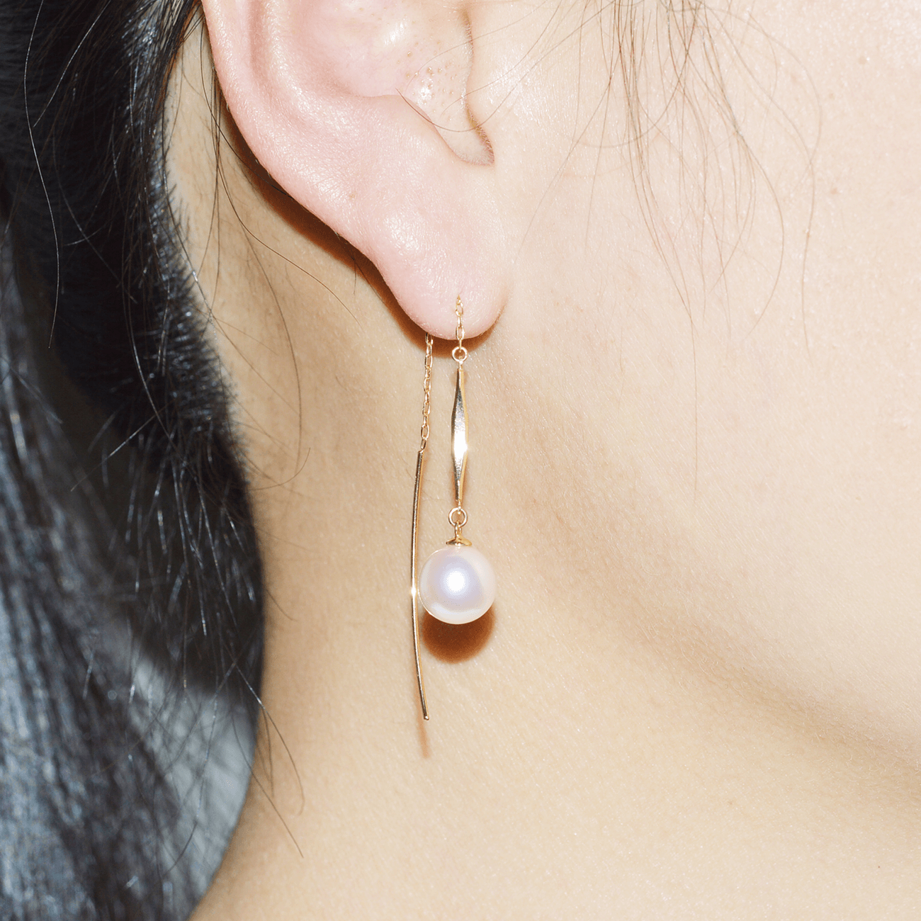 K18 アコヤ アメリカンピアス 装着画像